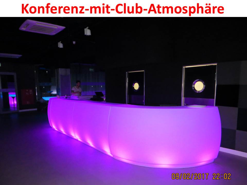 Konferenz-mit-Club-Athmospaehre