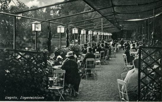 GrößenänderungRestauracja Ziegenteichbaude nad Kozim Stawem 22